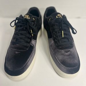 Nike Air Force 1 Low '07 Premium Velour' Sneakers Men's Size 11